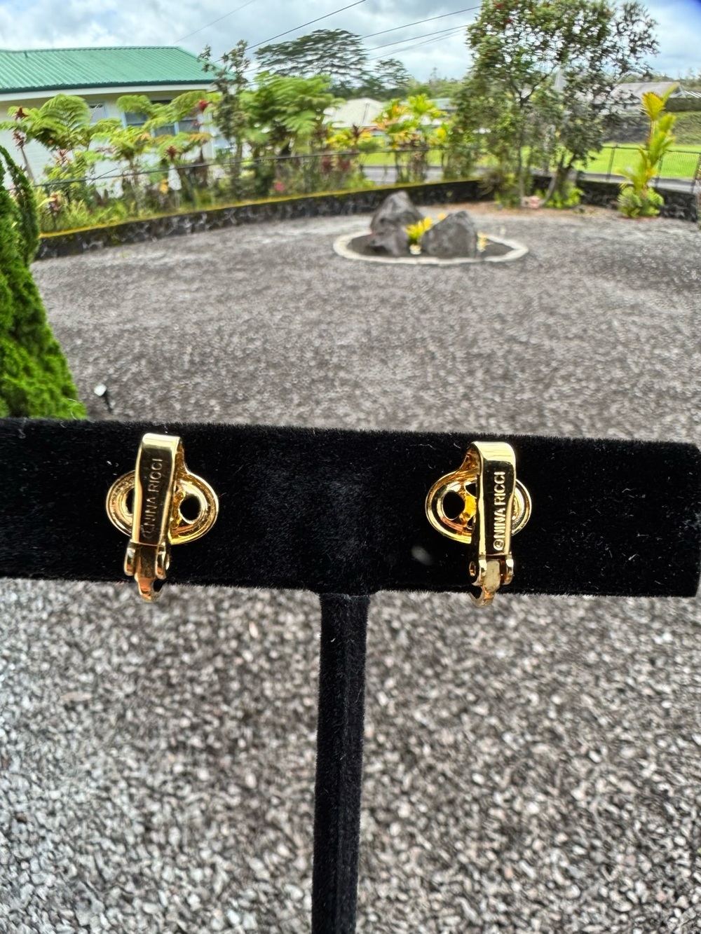 Nina Ricci Gold Tone Vintage Rhinestone Logo Clip-On Earrings - Picture 7 of 7